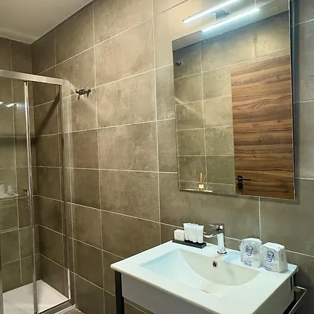 Gbc Hotel